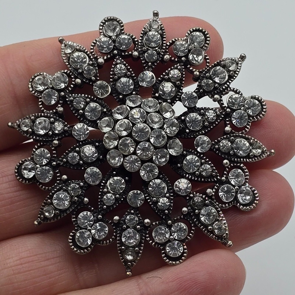 Vintage‎ Sunburst Brooch Women Silver Rhinestone Sparkling Statement - Picture 7 of 9
